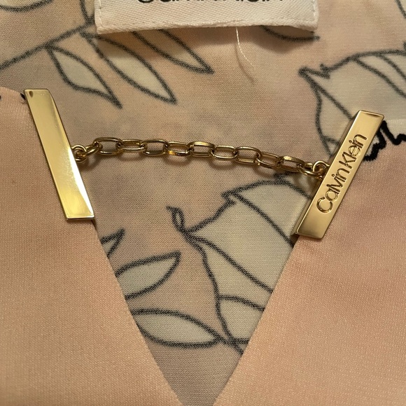 NWOT CK Floral blouse - Picture 3 of 3